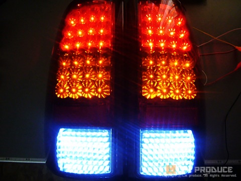 GMC ユーコンデナリ LED加工テールランプ